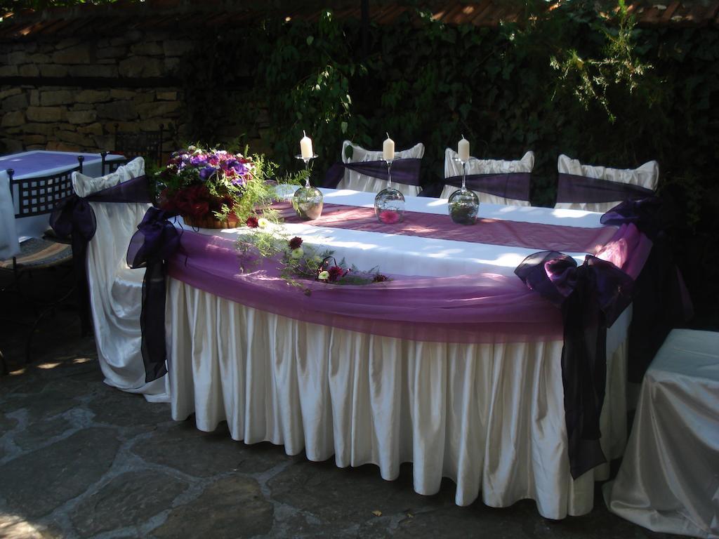 Oazis Family Hotel Lovech Esterno foto
