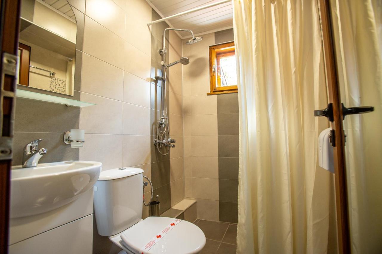 Oazis Family Hotel Lovech Esterno foto