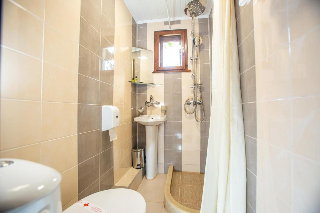 Oazis Family Hotel Lovech Esterno foto