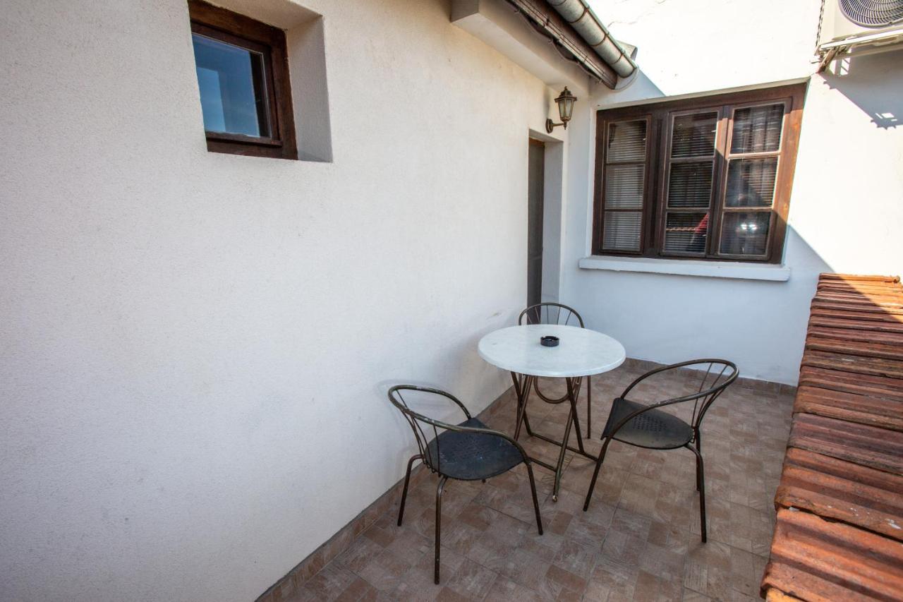 Oazis Family Hotel Lovech Esterno foto